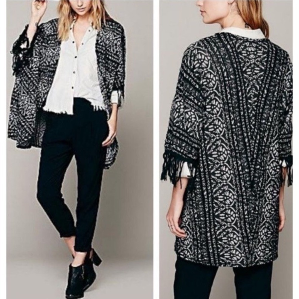 FREE PEOPLE Black Silver Fringe Kimono S Boho Festival‎